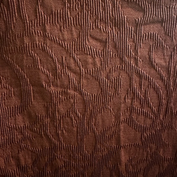 Burgundy lululemon shirt - Picture 2 of 3